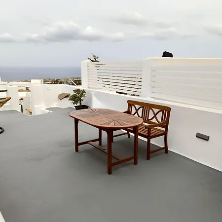 Villa The Lava By A Terre Cave Fira (Santorini)