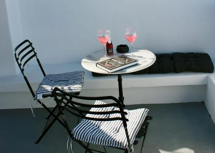 Villa The Lava By A Terre Cave Fira (Santorini)